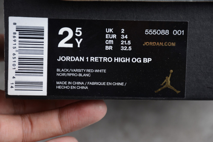 kids air jordan 1 retro high og banned bred black red 555088 001