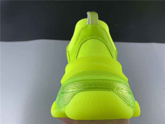 blcg sneaker triple.s.gomma fluorescent green 541624 w2ff1 3720