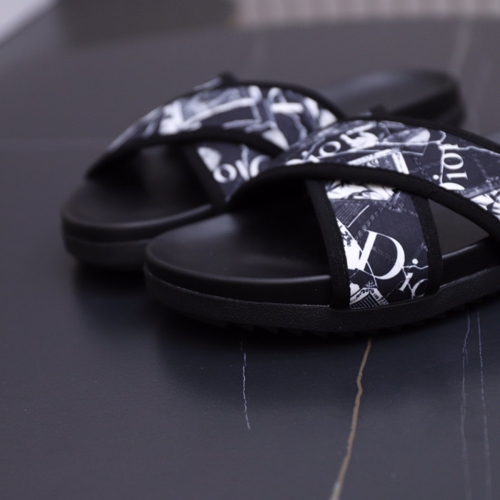 DIOR SLIPPERS