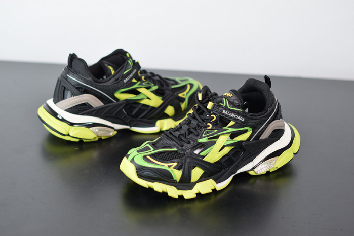 blcg track.2 black fluorescent and yellow 570391 w2gn3 1022