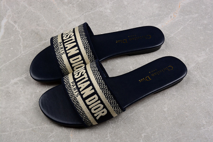 DIOR SLIPPERS