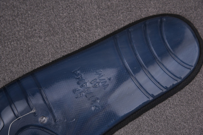 blcg wmns track mule 