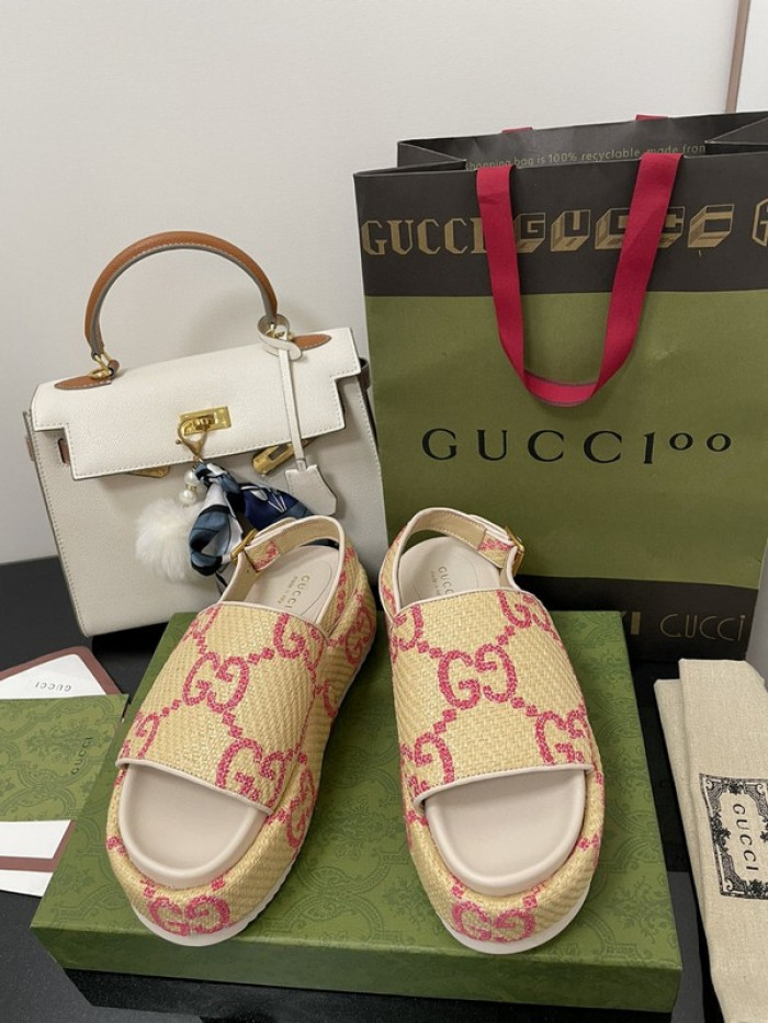 G*u*i slippers gu568-002