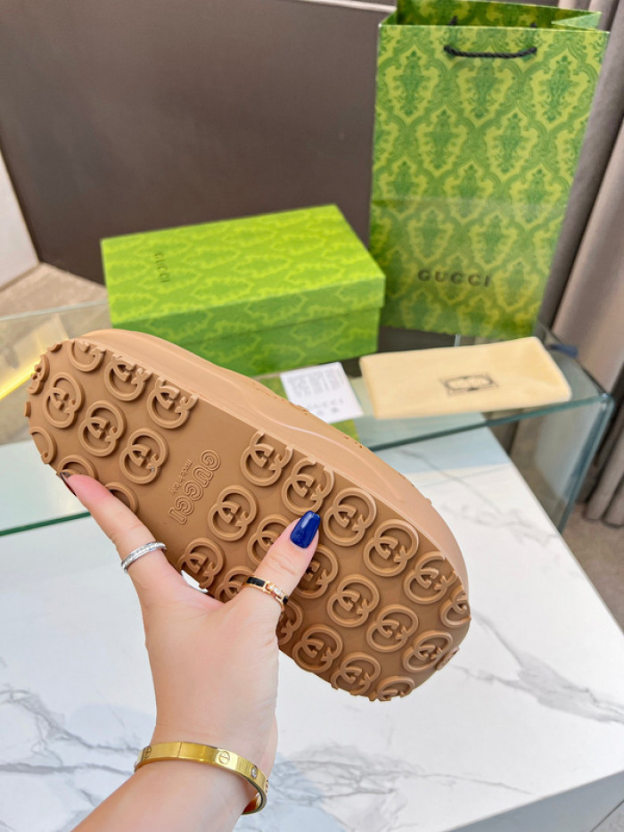 G*u*i slippers gu568-050