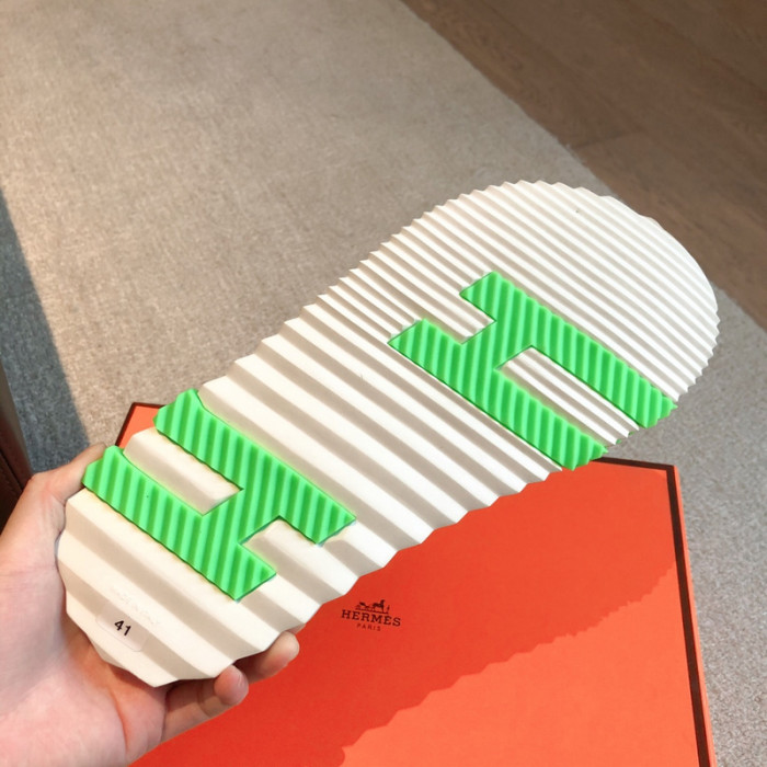 he*mes slide cu526-2077