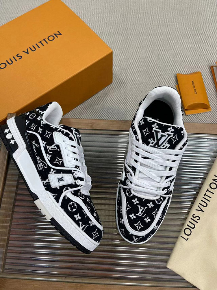 1V SNEAKERS 1V0425-063