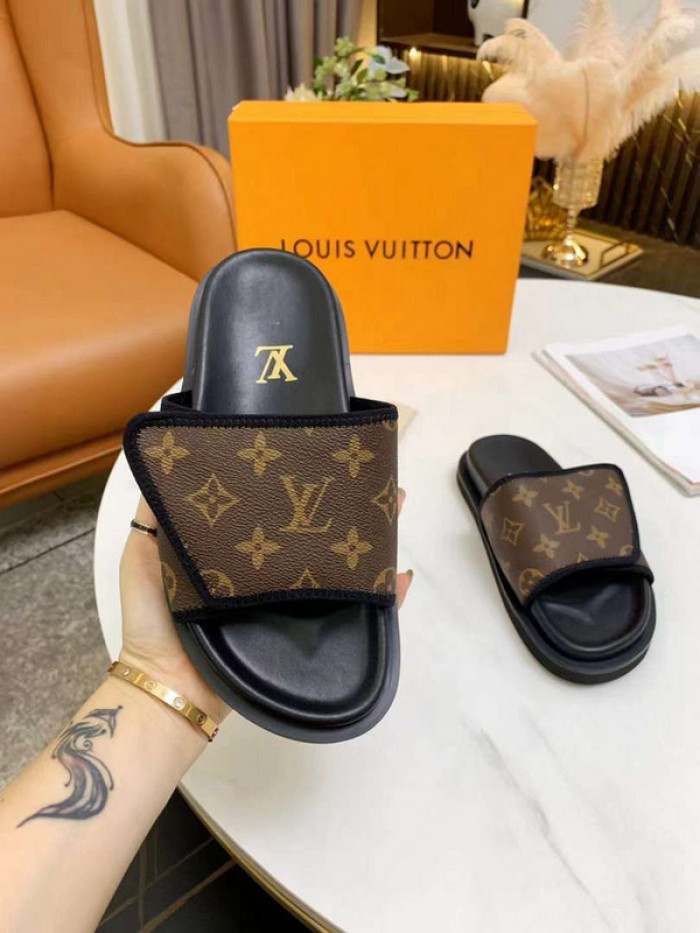 1*V SLIPPERS 11V0107-025