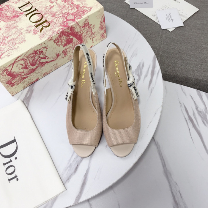 D10R HEELS D896-138