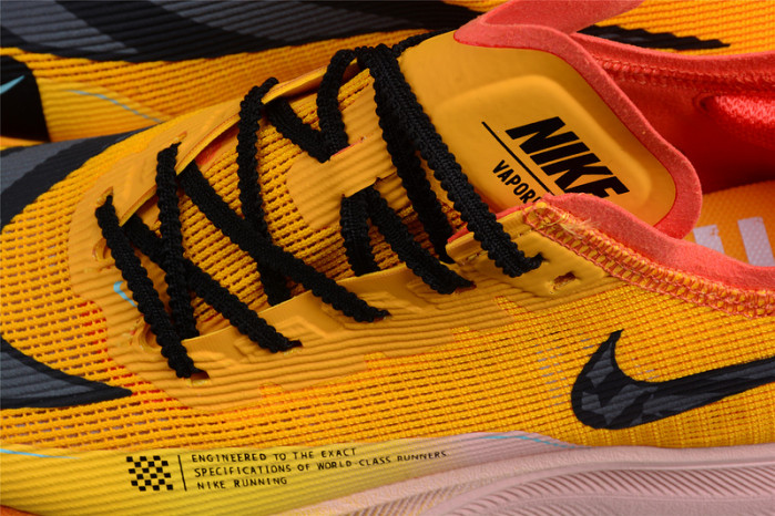 nike zoomx vaporfly next% 2 university gold - do2408-739