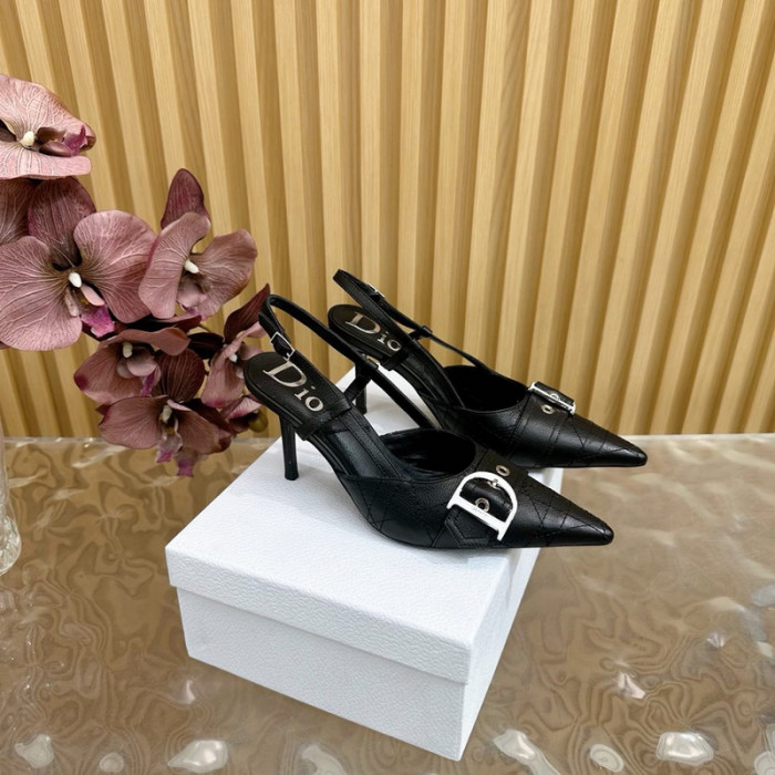 D10R SNEAKERS 8.5CM D896-136