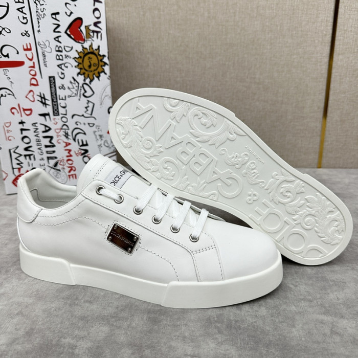 D.G. Sneakers DG210-224