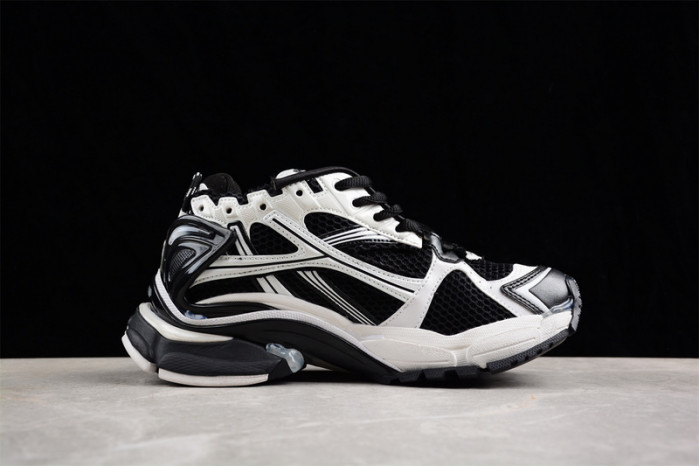 BLCG RUNNER SNEAKER W3RNY0120