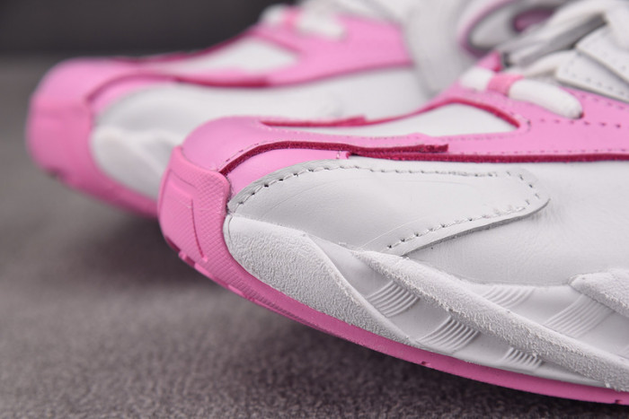 BLCG Sneaker 825418 WDWTS 1972