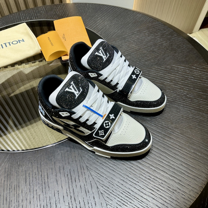 1V SNEAKERS 1V0425-144