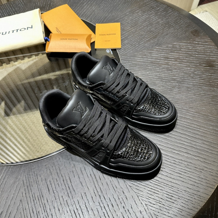 1V SNEAKERS 1V0425-155