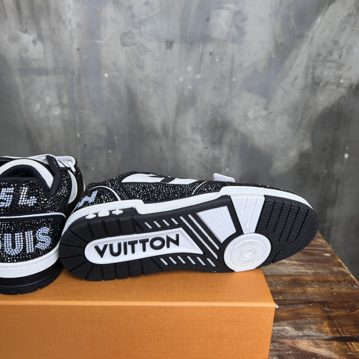 1V SNEAKERS 1V0425-223