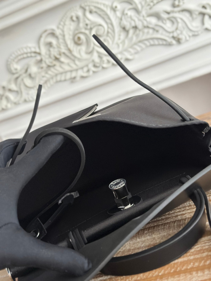 Her*mes bag B0113-196