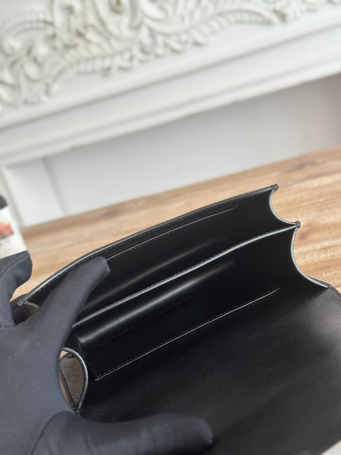 Her*mes bag B0113-209