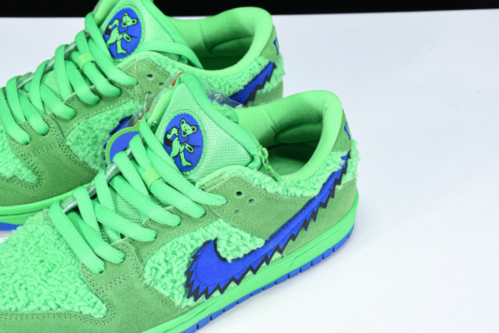 grateful dead x nike sb dunk low “green bear” cj5378-300