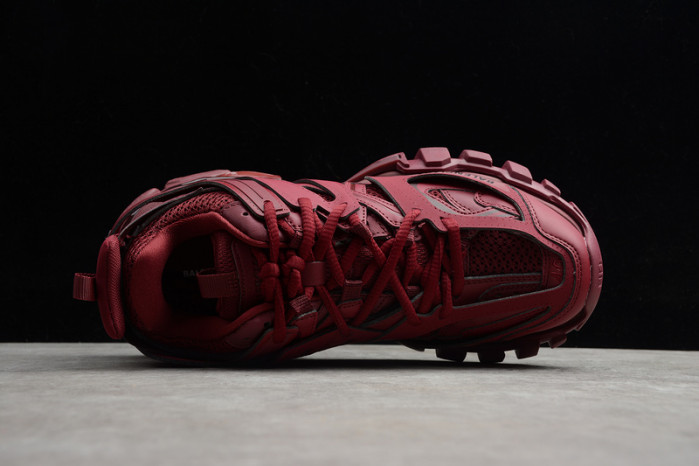 blcg track trainer dark red 542023-w2la-5504