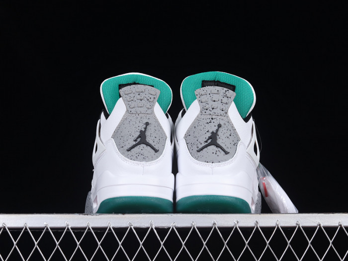 wmns air jordan 4 retro 