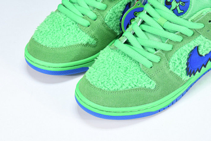 grateful dead x nike sb dunk low “green bear” cj5378-300