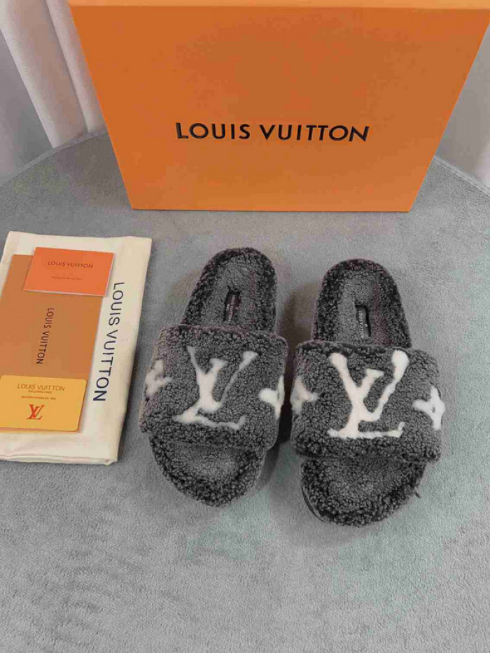 1*V SLIPPERS 11V0107-007