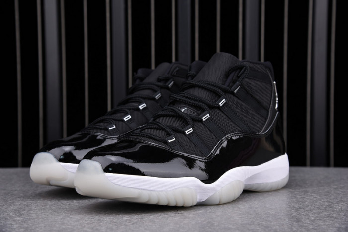 air jordan 11 25th anniversary black silver eyelets ct8012-011