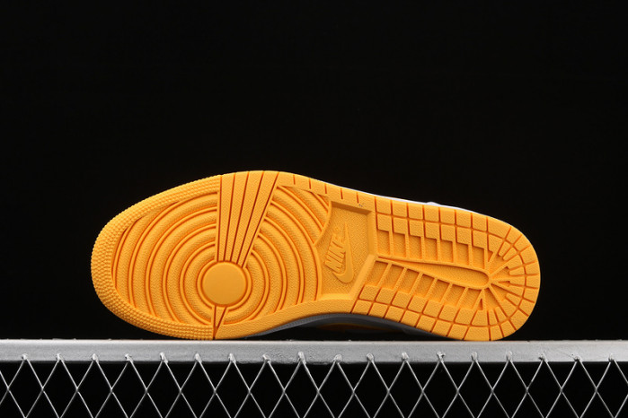 air jordan 1 mid laser orange black (w) cv5276-107