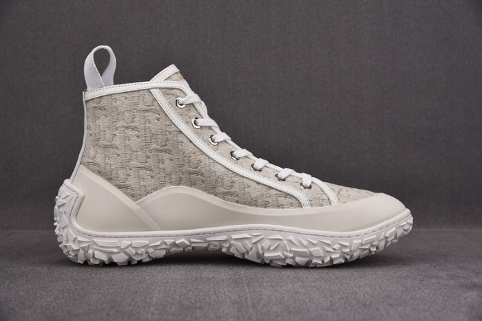 D10R B28 Sneakers High Top