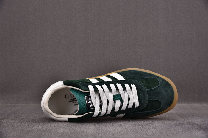 G*u*i low-top sneaker green678