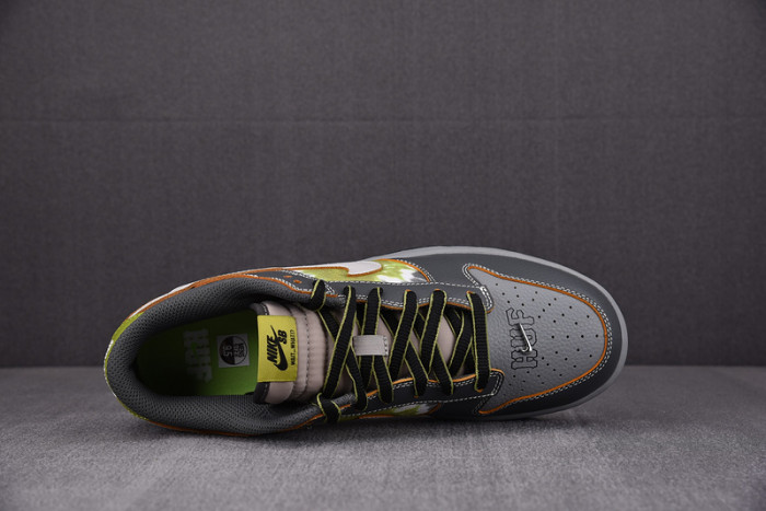 dunk low sb friends and family huf fd8775-002