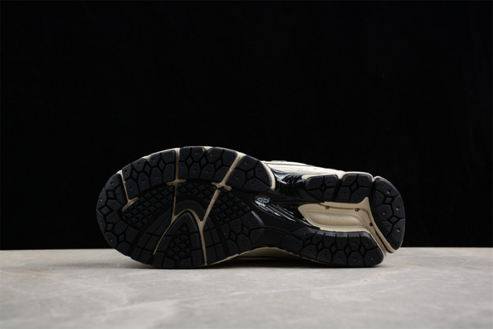 new balance ganni x 1906r 