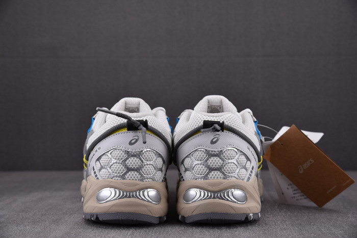 As*ic*s 1201a923-100