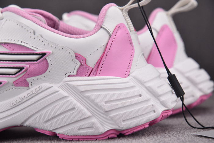 BLCG Sneaker 825418 WDWTS 1972