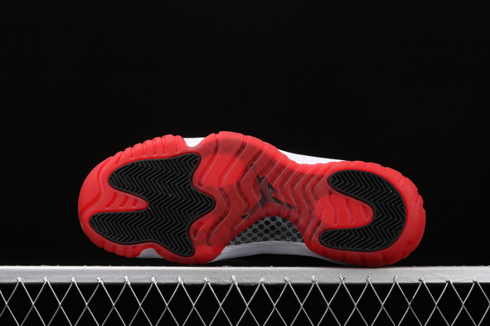 air jordan 11 retro low concord bred av2187-160