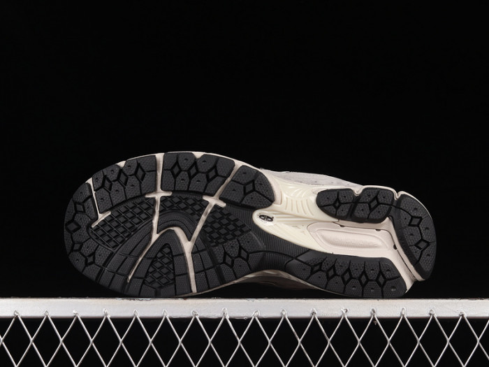 new balance 2002r marblehead light aluminum ml2002rc