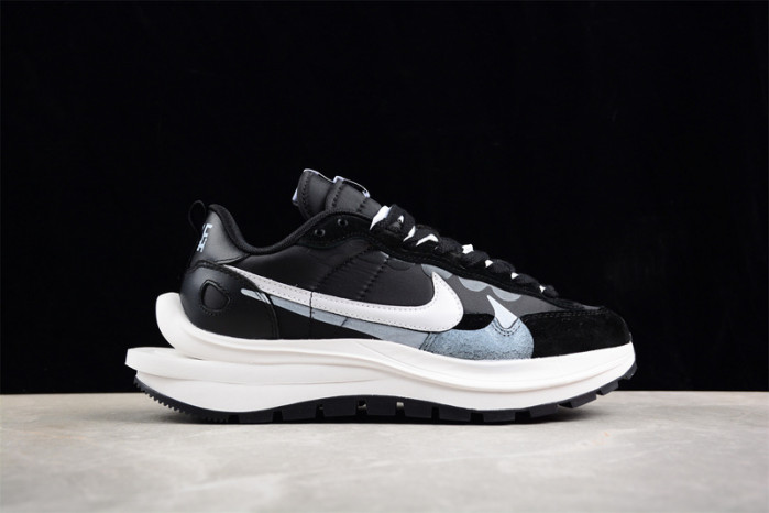 nike vaporwaffle sacai black gum dd1875-011