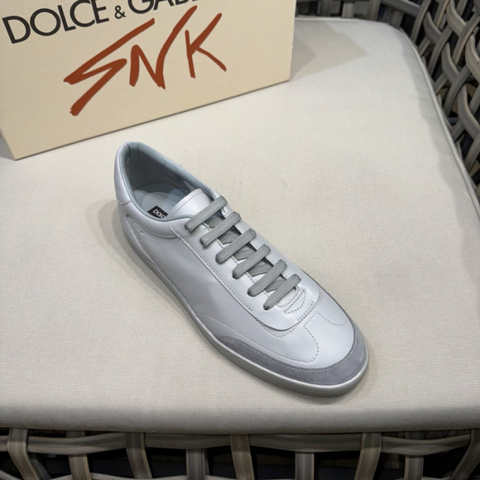 D.G. Sneakers DG210-182