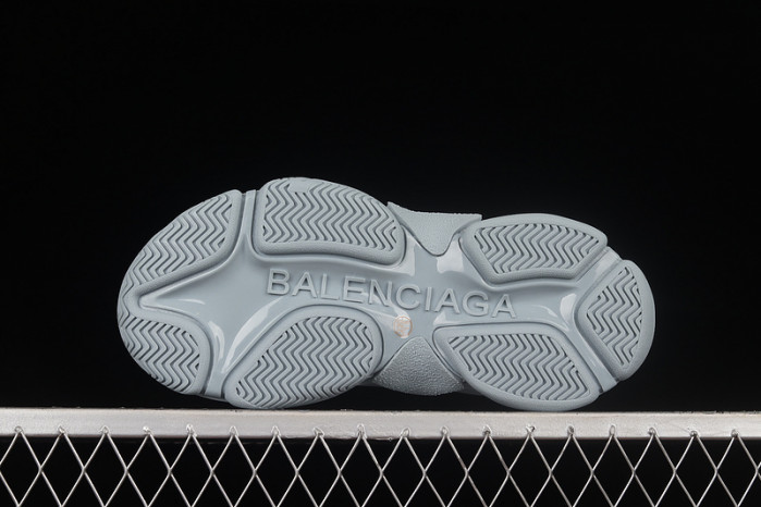 blcg sneaker triple.s sneakers w2fw14700