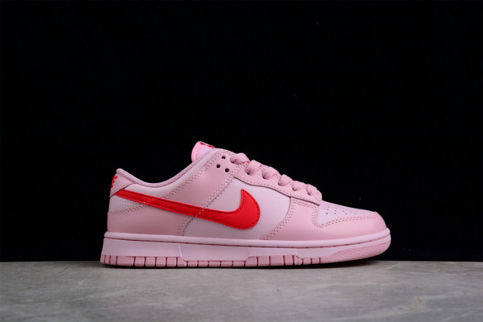 nike dunk low “triple pink” gs dh9765-600