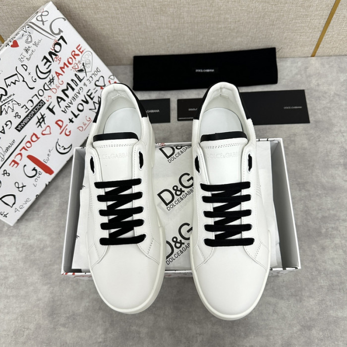 D.G. Sneakers DG210-220