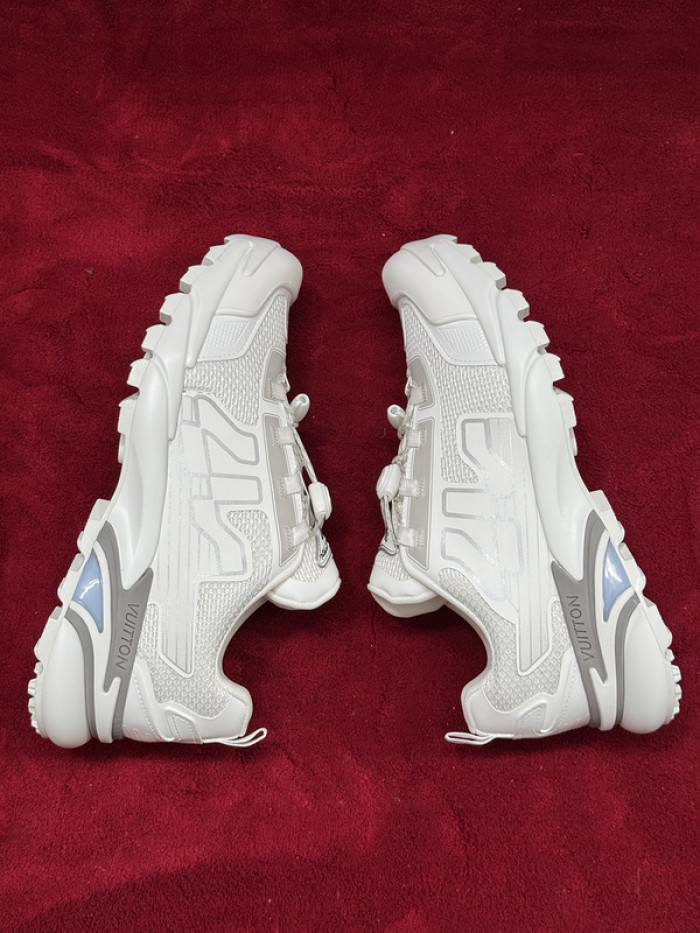 1V SNEAKERS 1V0425-298