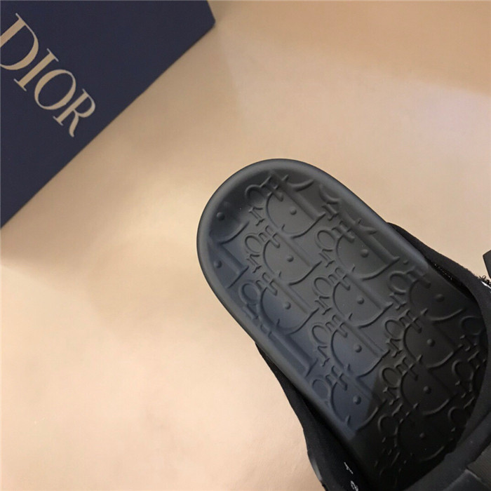 DIOR SLIPPERS