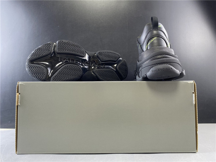 blcg sneaker triple.s.gomma black 524039 w2fa1 7633