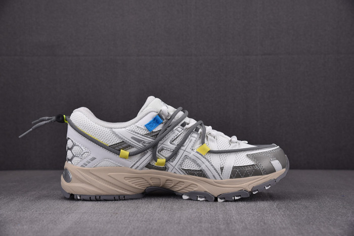 As*ic*s 1201a923-100