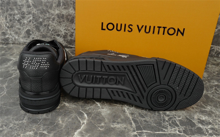 1V SNEAKERS 1V0425-095