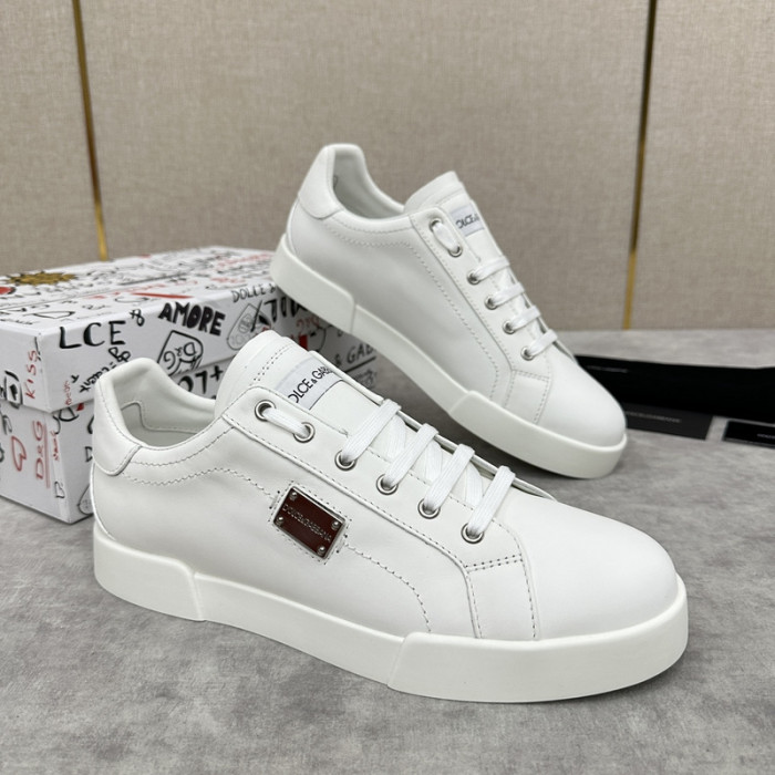 D.G. Sneakers DG210-224