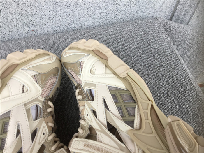 blcg track w3ae27753