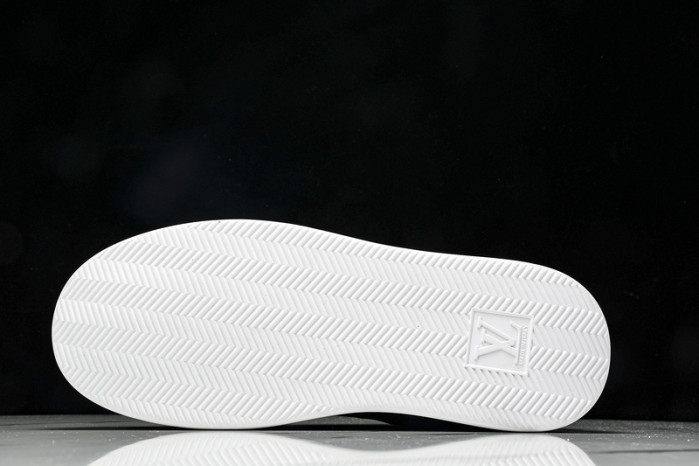 1V SNEAKERS 1V0425-104